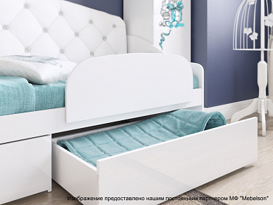 Держатель на ограничитель кровати металлик